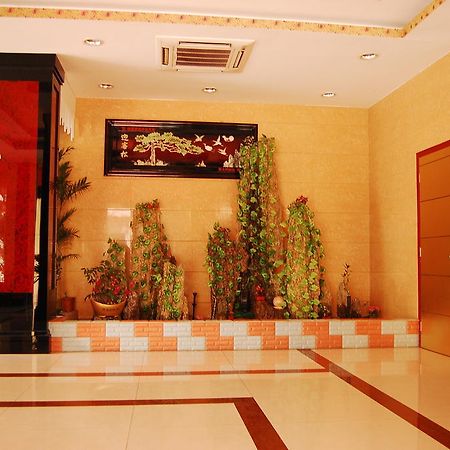 Jinyao Business Hotel Yiwu  Εξωτερικό φωτογραφία